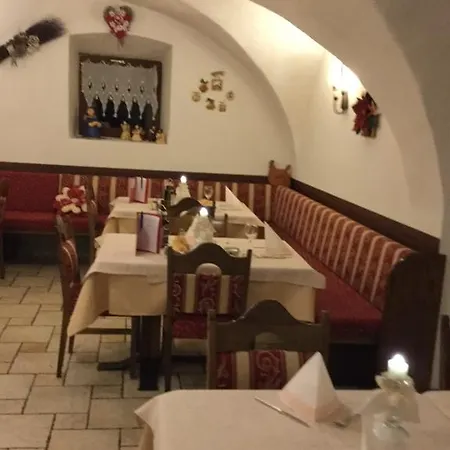 Garni Val Udai Hotel